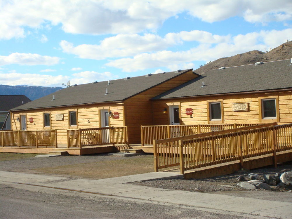 Yellowstone Condos & Suitesガーディナー エクステリア 写真