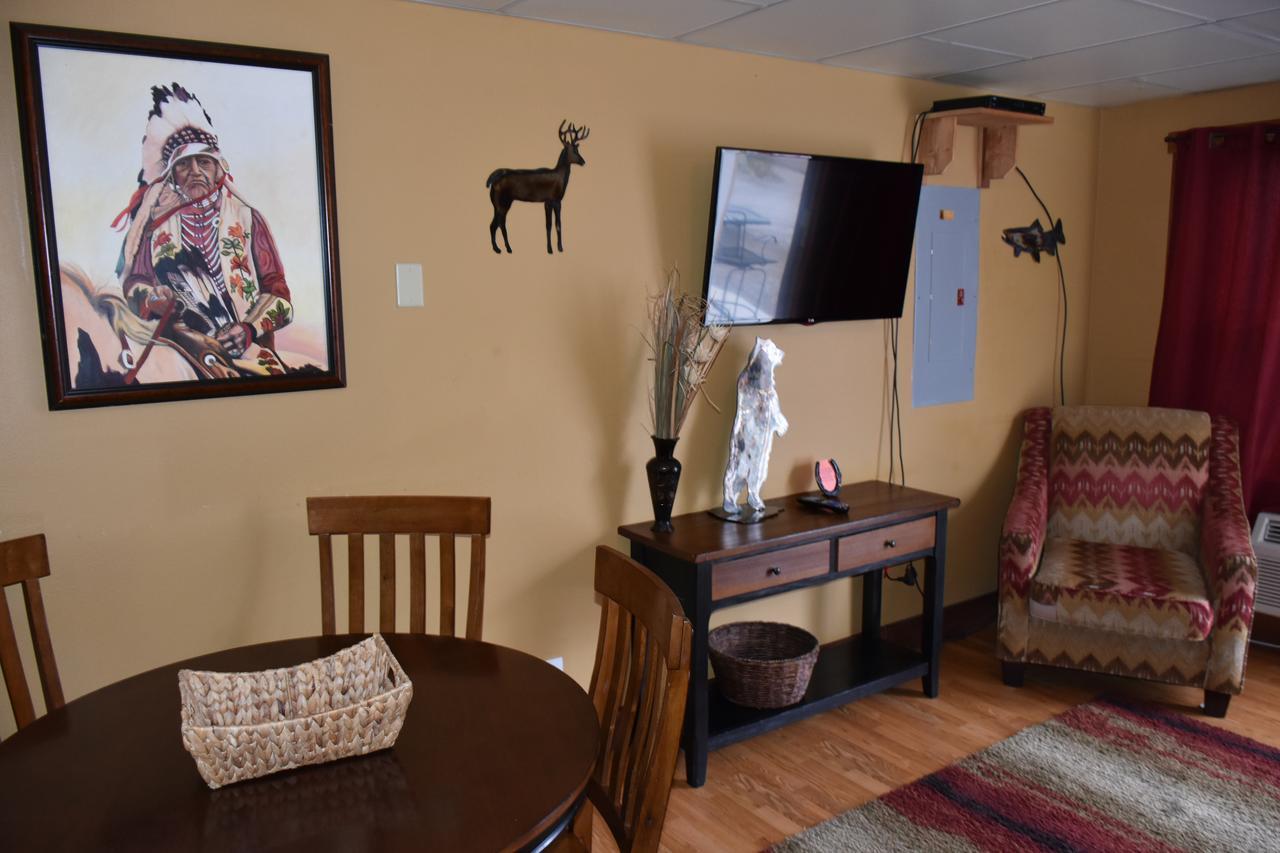 Yellowstone Condos & Suitesガーディナー エクステリア 写真