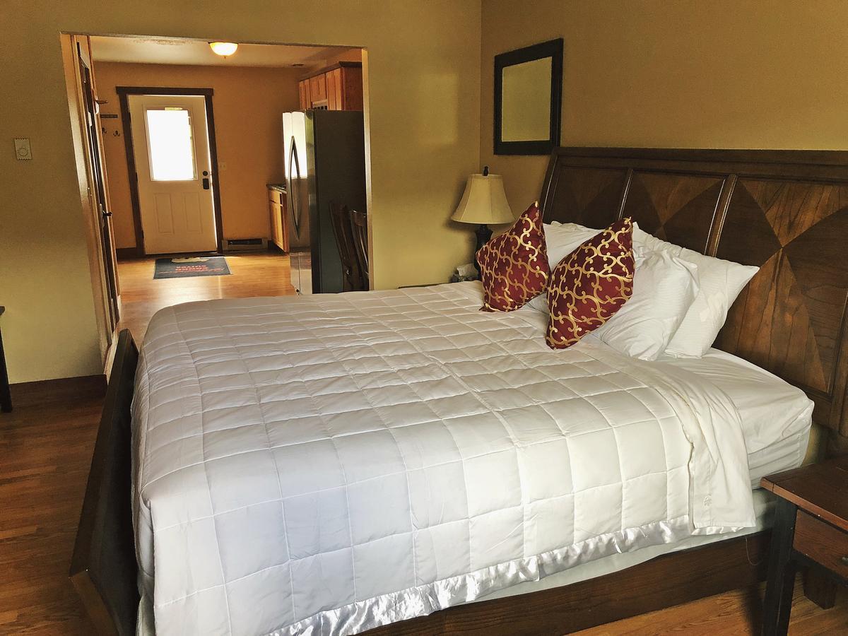 Yellowstone Condos & Suitesガーディナー エクステリア 写真