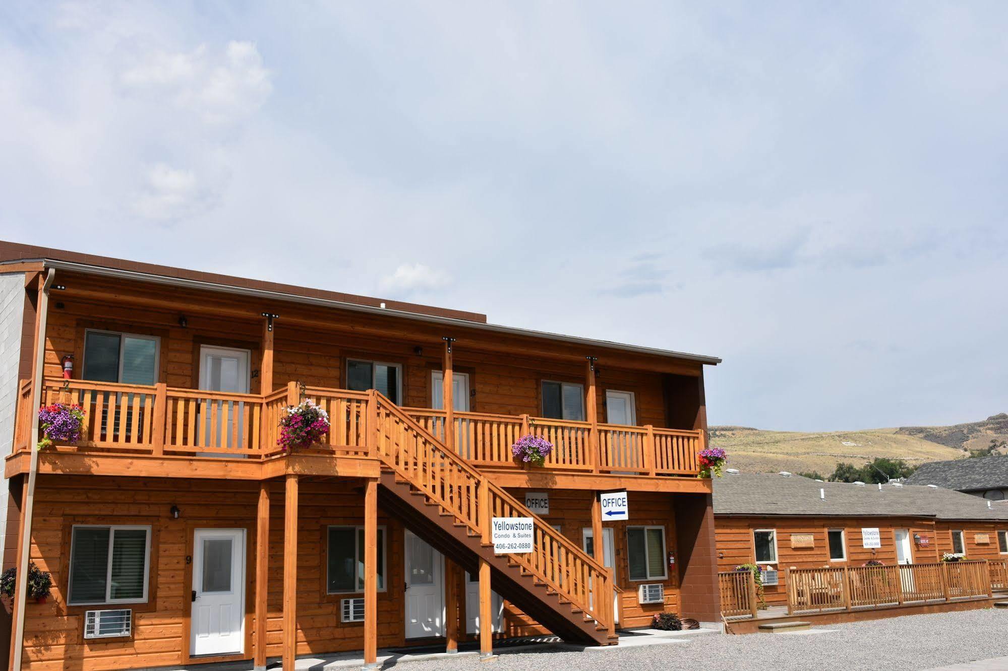 Yellowstone Condos & Suitesガーディナー エクステリア 写真